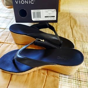 Vionic Polina Sandals